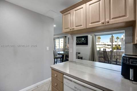 3665 NE 167th St 208, North Miami Beach FL - photo 13 of 34