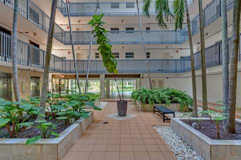 100 Ocean Lane Dr 301, Key Biscayne FL - photo 17 of 20