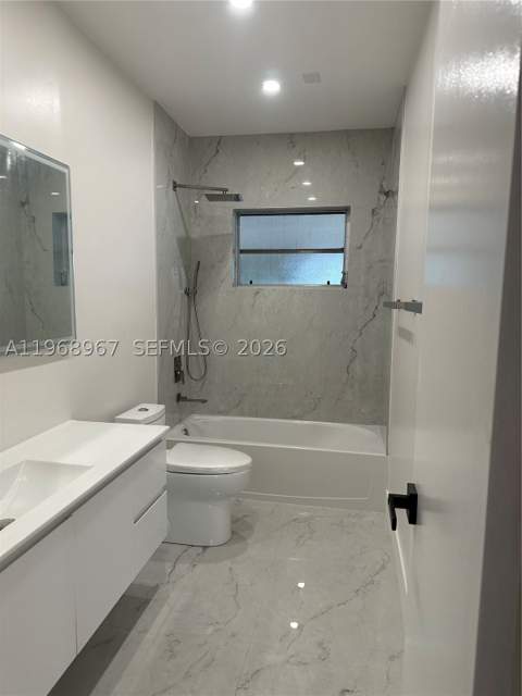 15200 SW 109 ave, Miami FL - photo 10 of 14
