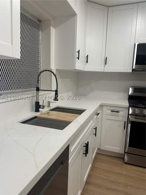 15200 SW 109 ave, Miami FL - photo 8 of 14