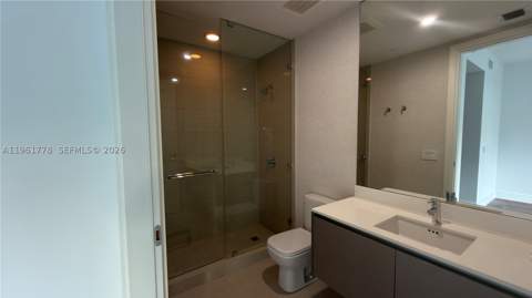 3250 NE 188th St 204, Aventura FL - photo 12 of 46