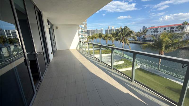 3 bedroom Condominium at 3250 NE 188th St 204, Echo Condo, Aventura — photo 3