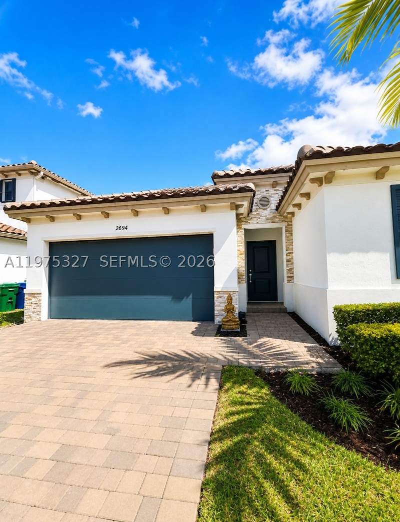 4 bedroom SingleFamilyResidence at 24341 SW 118th Path, Estates At Silver Palm, Homestead — photo 2