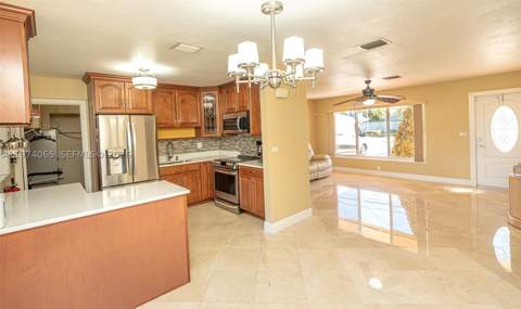 4600 SW 104th Ave, Miami FL - photo 6 of 40