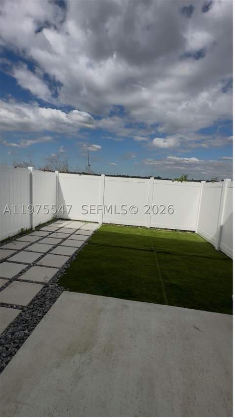 1070 NW 6th Ter, Florida City FL - photo 12 of 22