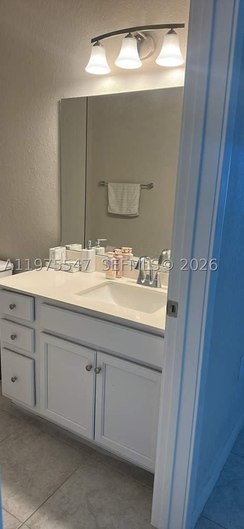 1070 NW 6th Ter, Florida City FL - photo 6 of 22