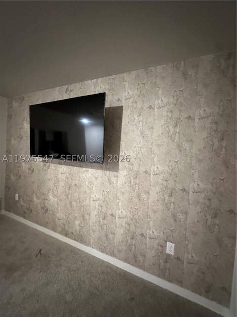 1070 NW 6th Ter, Florida City FL - photo 7 of 22