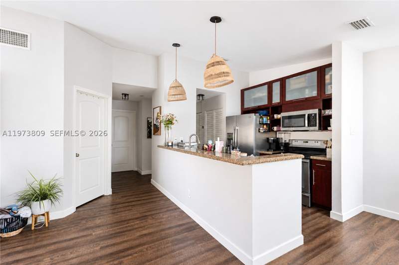 2 bedroom Condominium at 10630 SW 157th Ct 202, Royal Palm Place, Miami — photo 2