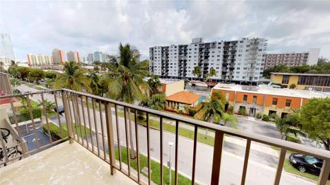 3665 NE 167 Street 501, North Miami Beach FL - photo 18 of 50