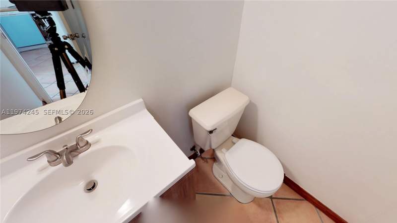1 bedroom Condominium at 3665 NE 167 Street 501, Caribbean House Condo, North Miami Beach — photo 5