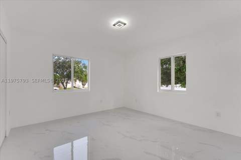 910 NW 133rd St, North Miami FL - photo 13 of 25