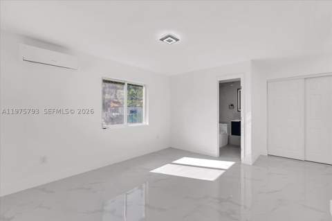 910 NW 133rd St, North Miami FL - photo 9 of 25