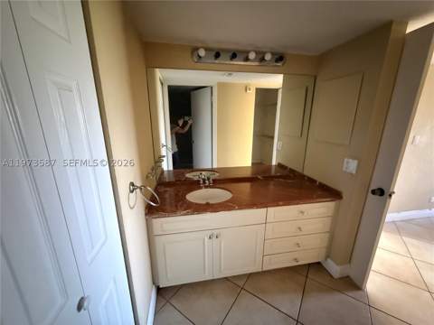 6601 SW 116th Ct 402, Miami FL - photo 11 of 15