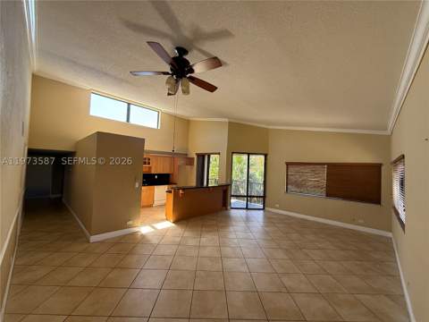 6601 SW 116th Ct 402, Miami FL - photo 7 of 15