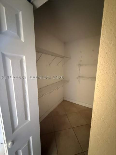 6601 SW 116th Ct 402, Miami FL - photo 9 of 15