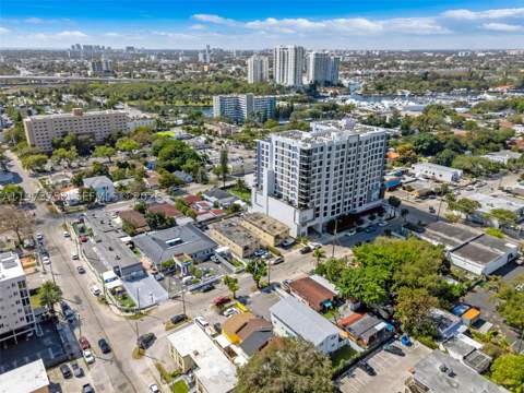 1613 NW 16th St E, Miami FL - photo 21 of 29