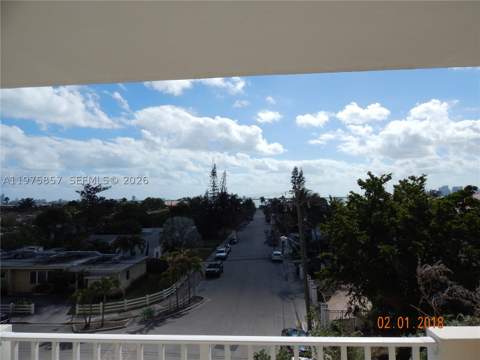 1455 N Treasure Dr 4L, North Bay Village FL - photo 9 of 10