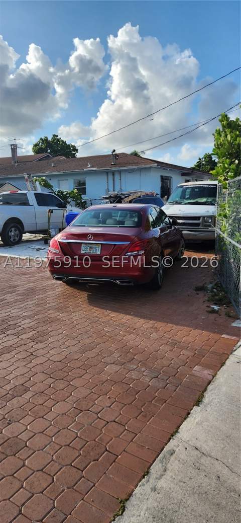 150 NW 17th Ct, Miami FL - photo 12 of 20