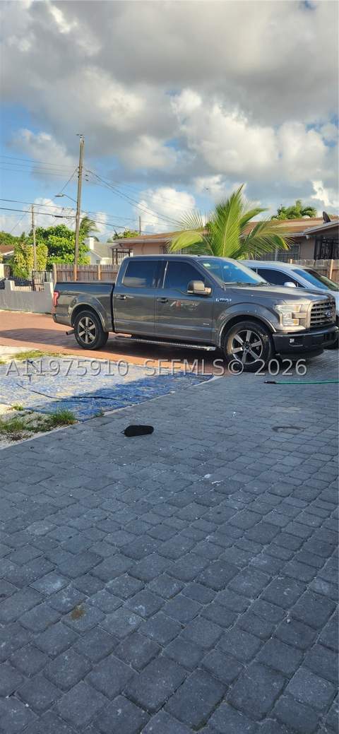 150 NW 17th Ct, Miami FL - photo 16 of 20