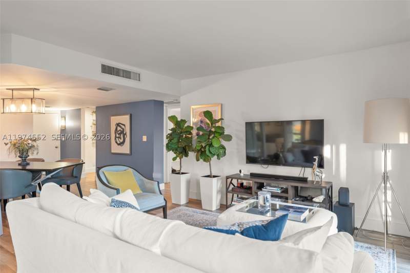 2 bedroom BoatSlip at 20500 W Country Club Dr 311, Biscaya III Condo, Aventura — photo 3