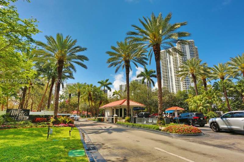 2 bedroom Condominium at 3530 Mystic Pointe Dr 2807, Mystic Pointe Tower 500 C, Aventura — photo 4