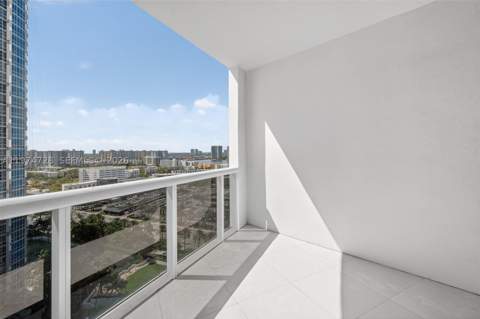 18201 Collins Ave 2008, Sunny Isles Beach FL - photo 9 of 47