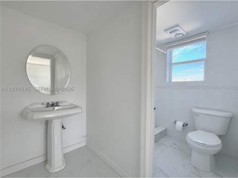 555 Crandon Blvd 82, Key Biscayne FL - photo 11 of 28