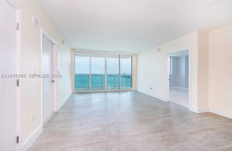 2 bedroom Condominium at 1800 N Bayshore Dr 2503, 1800 Club Condo, Miami — photo 5