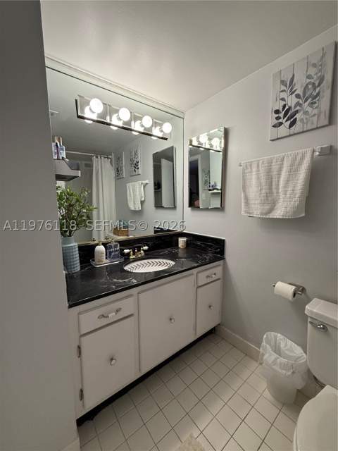 18011 Biscayne Blvd 805, Aventura FL - photo 12 of 14