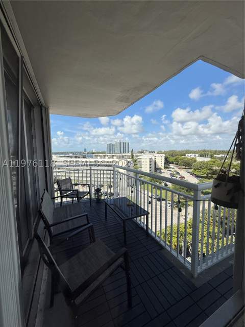 18011 Biscayne Blvd 805, Aventura FL - photo 13 of 14
