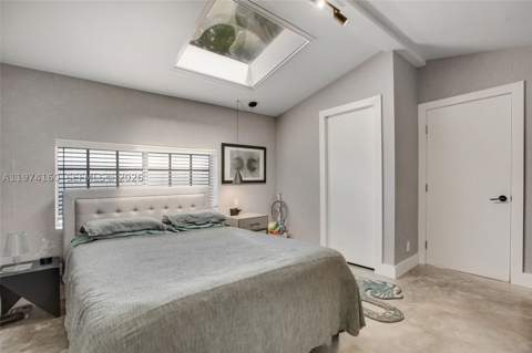 10659 NE 10th Pl, Miami Shores FL - photo 10 of 31