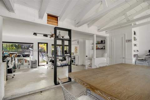 10659 NE 10th Pl, Miami Shores FL - photo 14 of 31