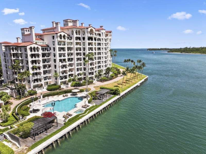 3 bedroom Condominium at 5266 Fisher Island Dr 5266, Bayview Fisher Isl Condo, Miami Beach — photo 4