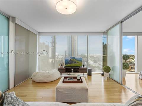 1040 Biscayne Blvd 1107, Miami FL - photo 13 of 43