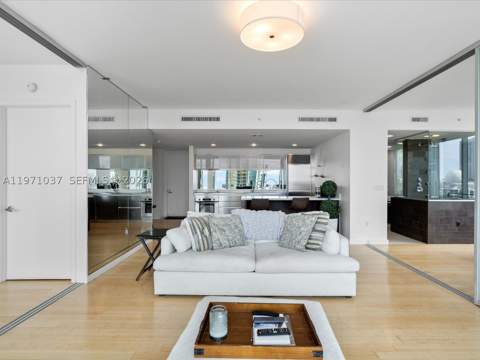 1040 Biscayne Blvd 1107, Miami FL - photo 15 of 43