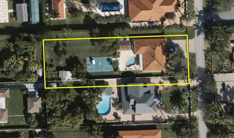 4 bedroom SingleFamilyResidence at 3500 SW 128th Ave, J G Heads Farms Unit A, Miami — photo 2