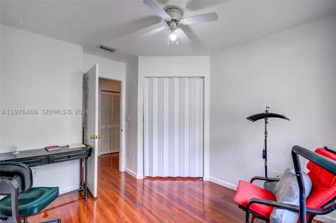 5737 NW 114th Path 113, Doral FL - photo 12 of 25