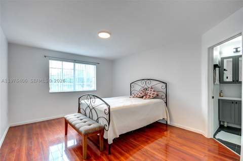 5737 NW 114th Path 113, Doral FL - photo 9 of 25