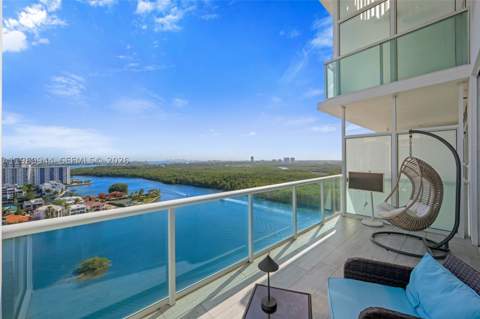 400 Sunny Isles Blvd 2004, Sunny Isles Beach FL - photo 16 of 24