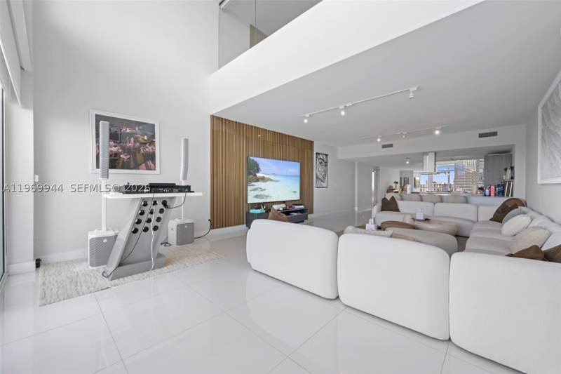 4 bedroom Condominium at 400 Sunny Isles Blvd 2004, 400 Sunny Isles Condo Wes, Sunny Isles Beach — photo 5