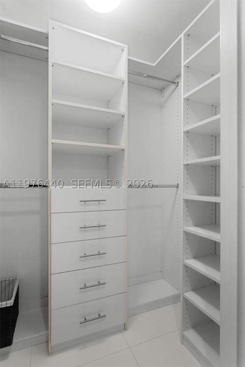495 Brickell Ave 805, Miami FL - photo 19 of 31
