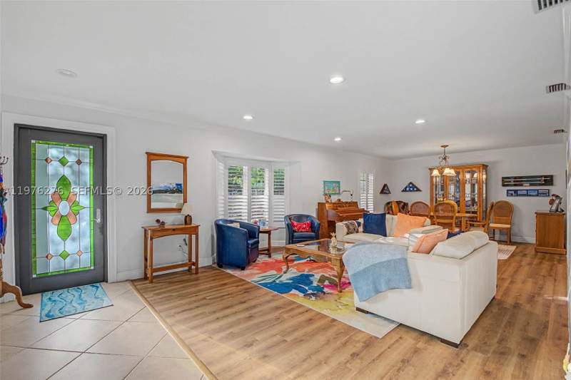 5 bedroom SingleFamilyResidence at 15401 SW 81 Av, East Grove East, Palmetto Bay — photo 3