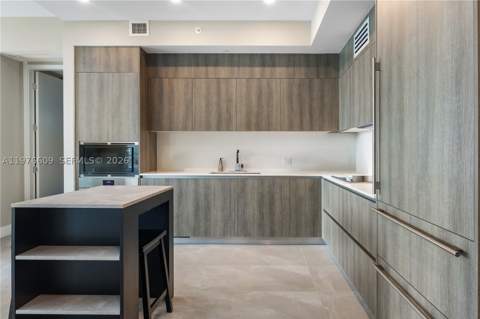 17550 Collins Ave 502, Sunny Isles Beach FL - photo 19 of 41