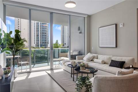 17550 Collins Ave 502, Sunny Isles Beach FL - photo 24 of 41