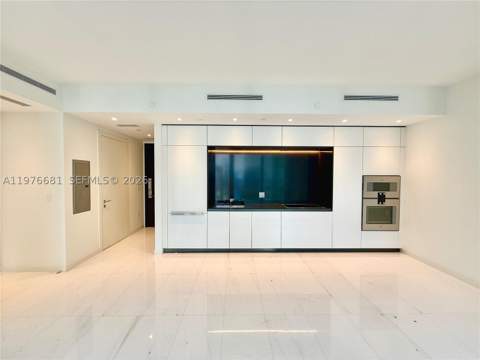 300 Biscayne Boulevard Way 3608W, Miami FL - photo 7 of 12