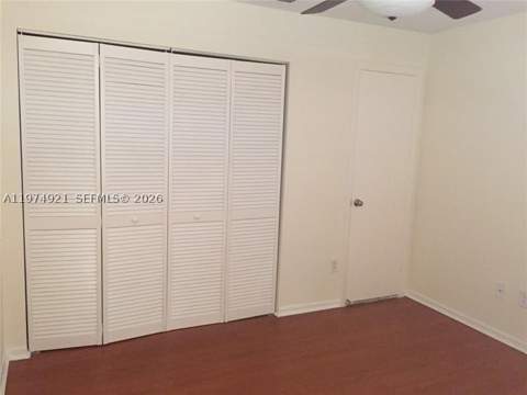 331 Ives Dairy Rd 331-10, Miami FL - photo 12 of 19
