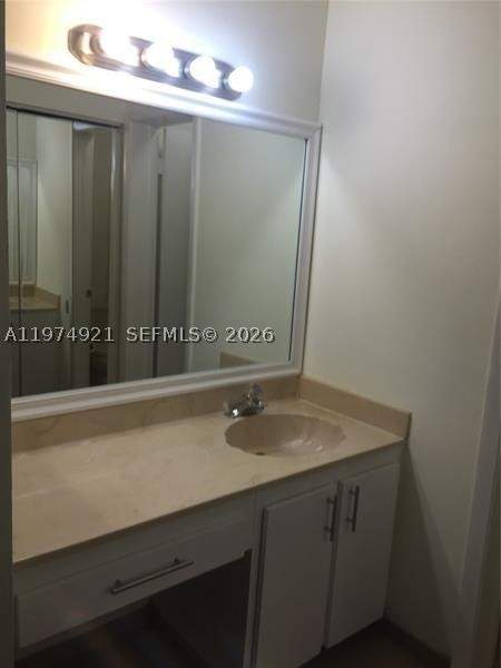 331 Ives Dairy Rd 331-10, Miami FL - photo 15 of 19