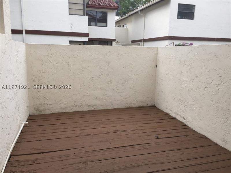3 bedroom Townhouse at 331 Ives Dairy Rd 331-10, Condo G At Mediterranea, Miami — photo 3