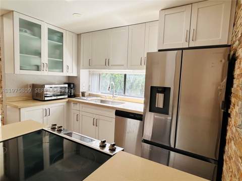 17021 N Bay Rd 219, Sunny Isles Beach FL - photo 7 of 59