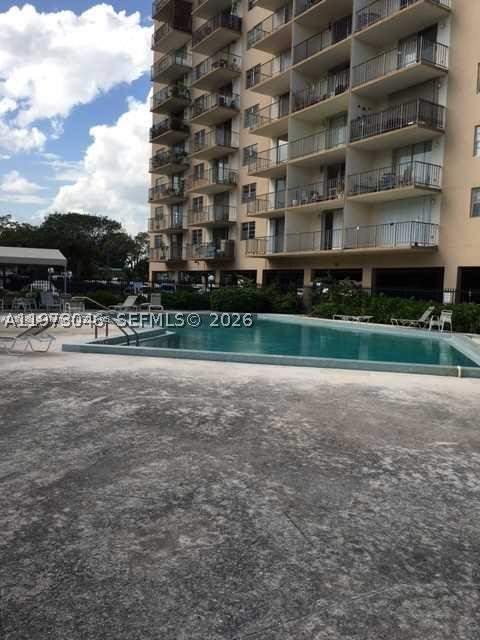 1 bedroom Condominium at 12500 NE 15 Ave 207, Three Horizons East, North Miami — photo 5